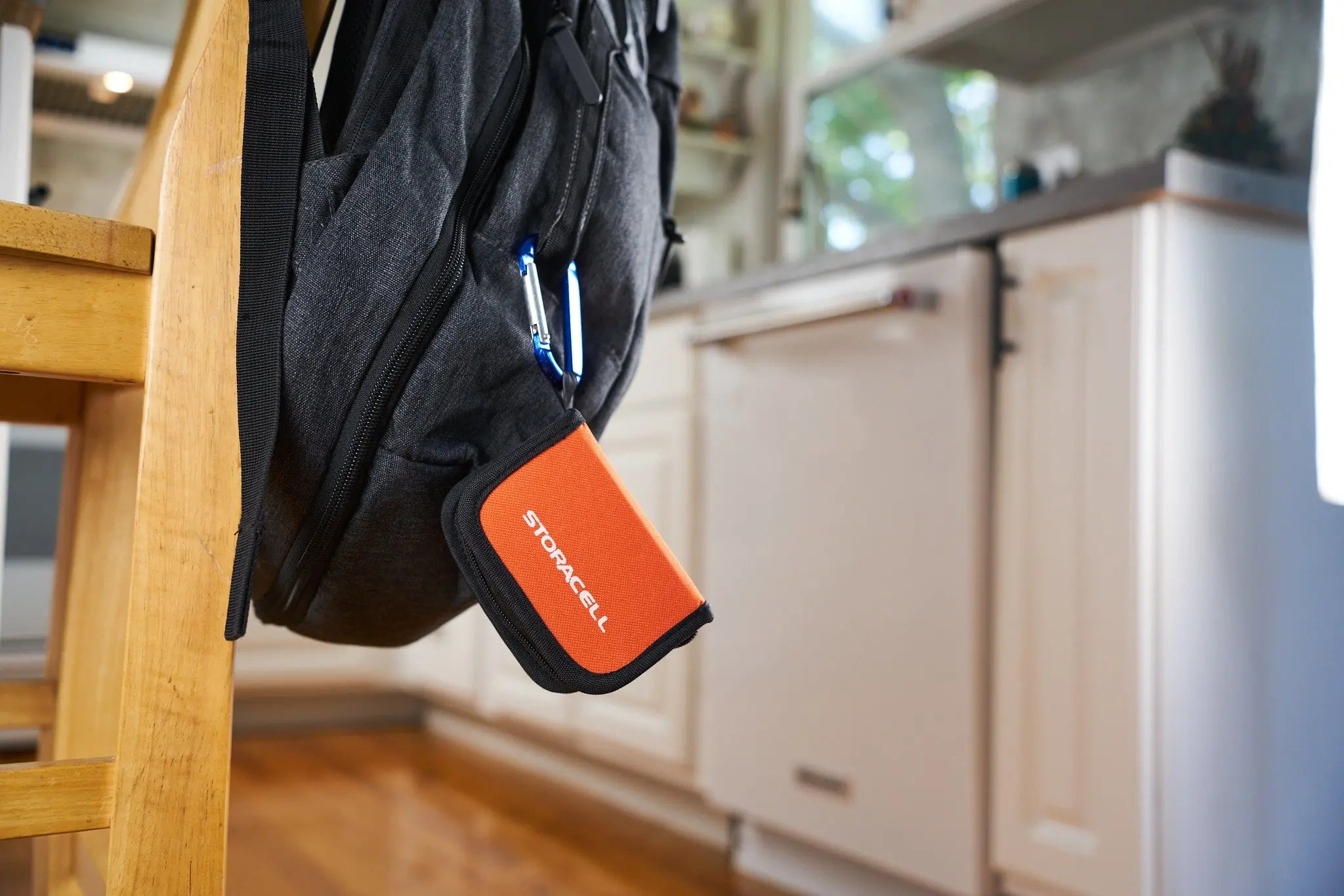Hardened Zip Pouch Storacell